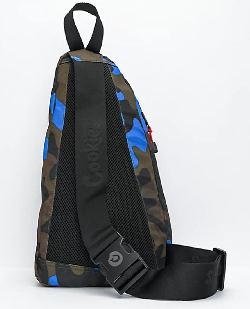 Cookies Traveler Smell Proof Blue Camo Shoulder Bag